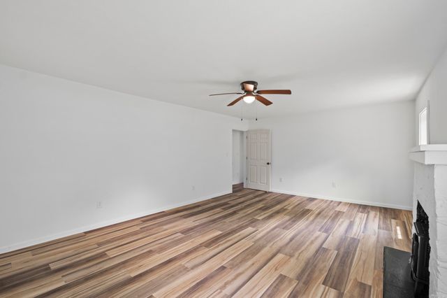 131 Keith Road, Searcy, AR 72143