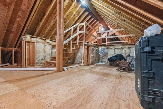 16 Hillsboro Circle, Milford, NH 03055