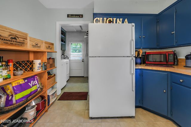 117 BOLTON DRIVE, Jefferson City, MO 65109