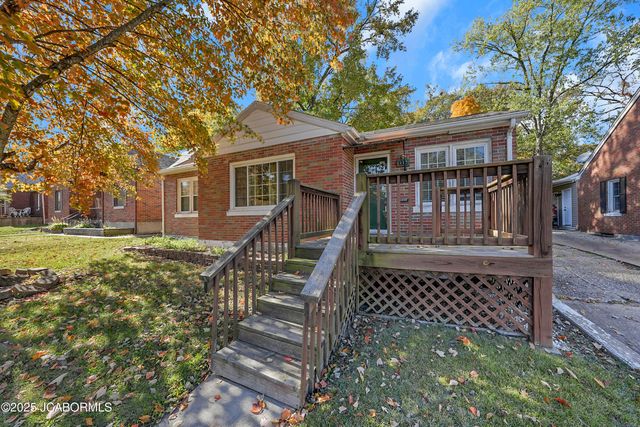 117 BOLTON DRIVE, Jefferson City, MO 65109