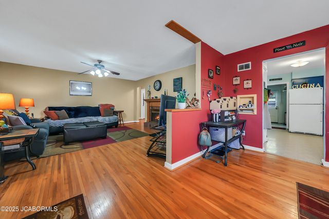 117 BOLTON DRIVE, Jefferson City, MO 65109