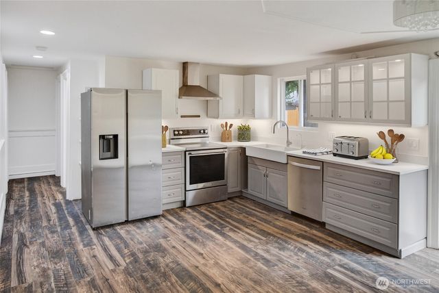 2904 14th Street SE, Puyallup, WA 98374