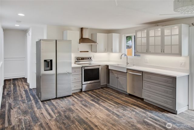 2904 14th Street SE, Puyallup, WA 98374