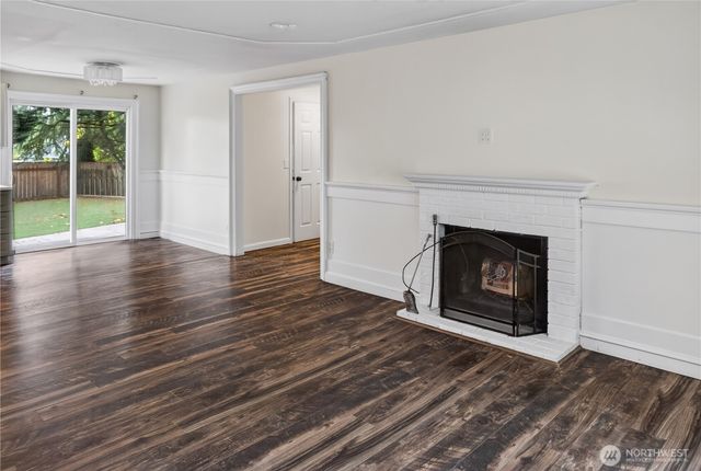 2904 14th Street SE, Puyallup, WA 98374