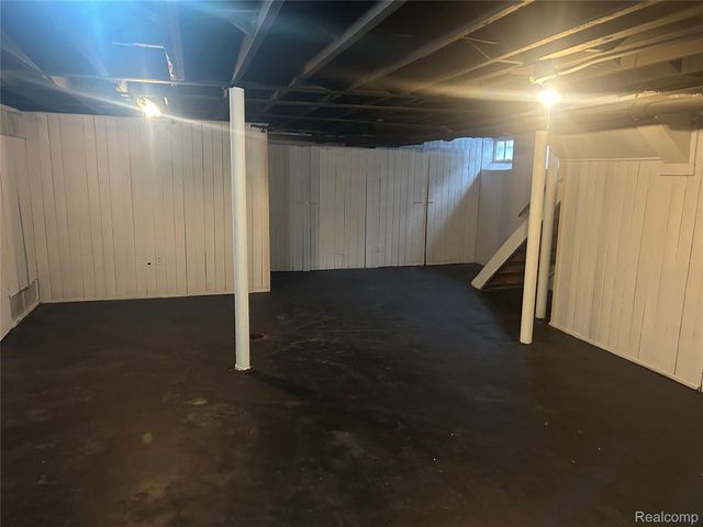 16624 Parkside Street, Detroit, MI 48221