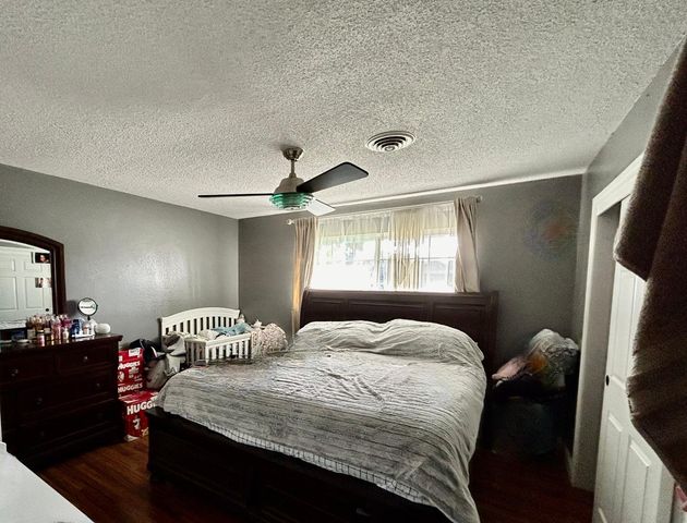 1181 Robert Dr, Yuba City, CA 95993