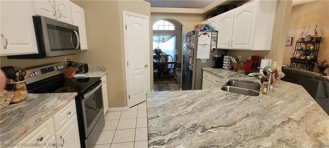 20 Meadowlake Circle N, Lake Placid, FL 33852