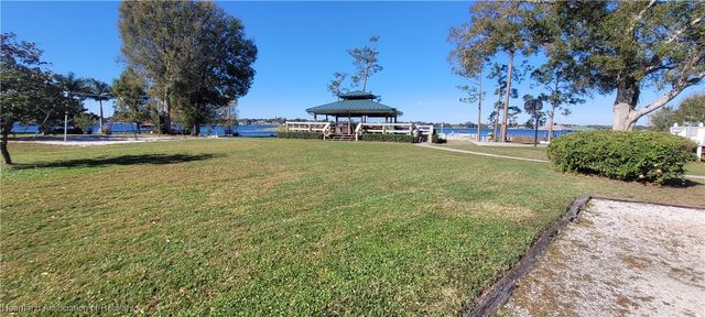 20 Meadowlake Circle N, Lake Placid, FL 33852