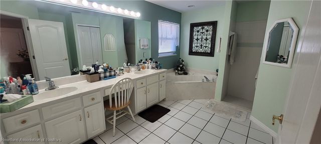 20 Meadowlake Circle N, Lake Placid, FL 33852