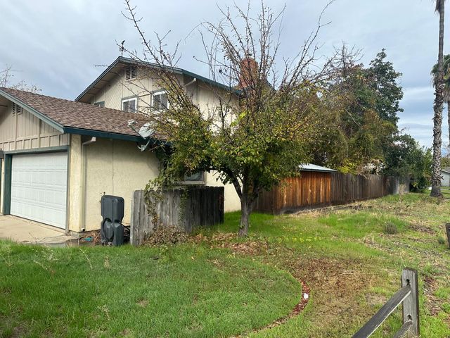 785 Fullerton Dr, Turlock, CA 95382