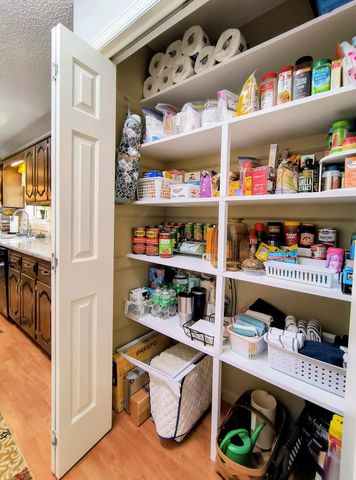 6015 Parsons Pond Drive, Ooltewah, TN 37363