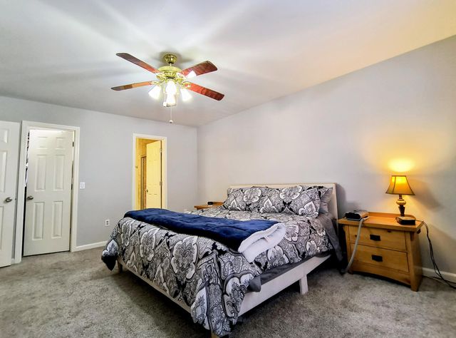 6015 Parsons Pond Drive, Ooltewah, TN 37363