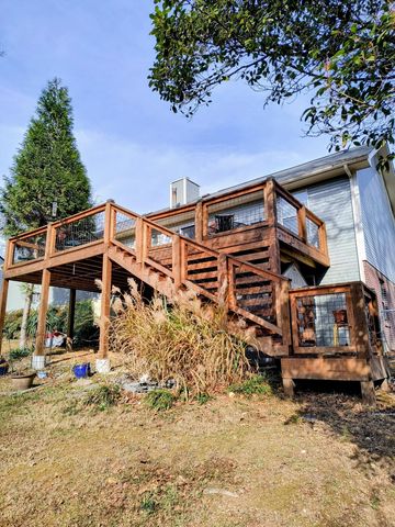 6015 Parsons Pond Drive, Ooltewah, TN 37363