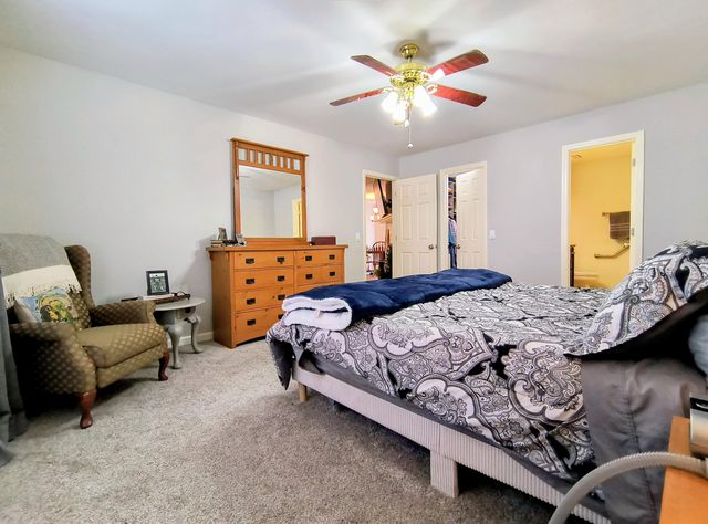 6015 Parsons Pond Drive, Ooltewah, TN 37363