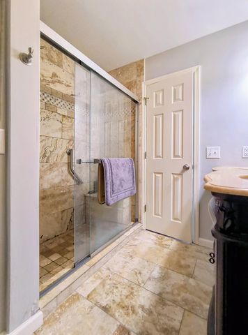 6015 Parsons Pond Drive, Ooltewah, TN 37363