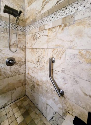 6015 Parsons Pond Drive, Ooltewah, TN 37363