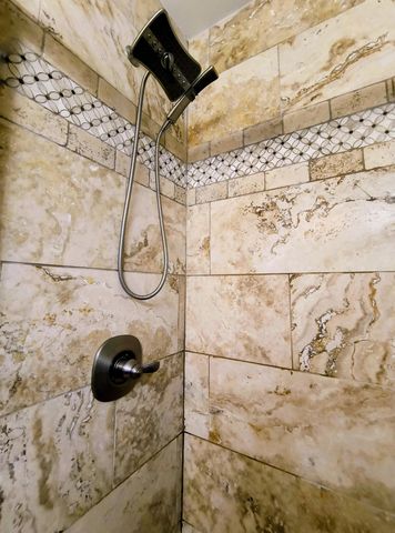 6015 Parsons Pond Drive, Ooltewah, TN 37363