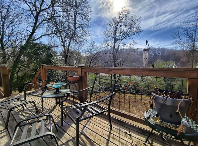 6015 Parsons Pond Drive, Ooltewah, TN 37363