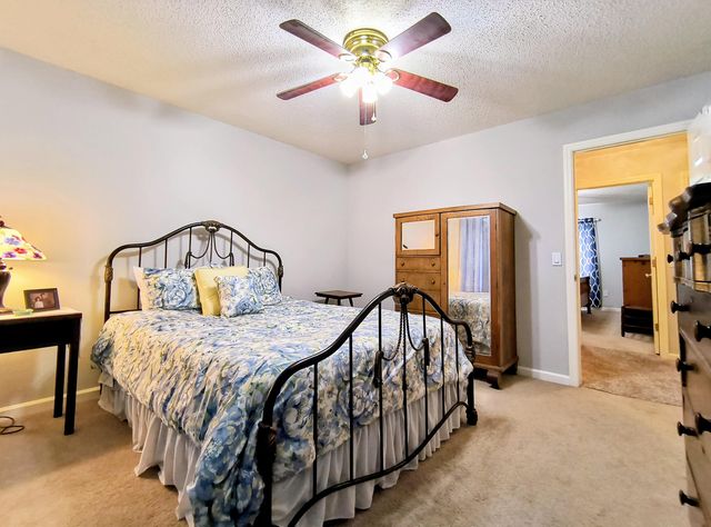 6015 Parsons Pond Drive, Ooltewah, TN 37363