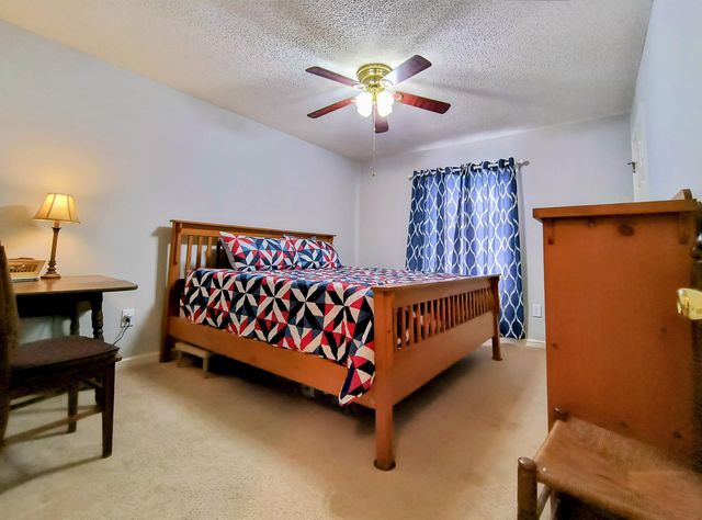 6015 Parsons Pond Drive, Ooltewah, TN 37363