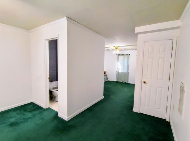 6015 Parsons Pond Drive, Ooltewah, TN 37363