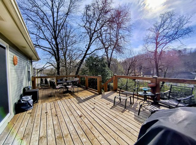 6015 Parsons Pond Drive, Ooltewah, TN 37363