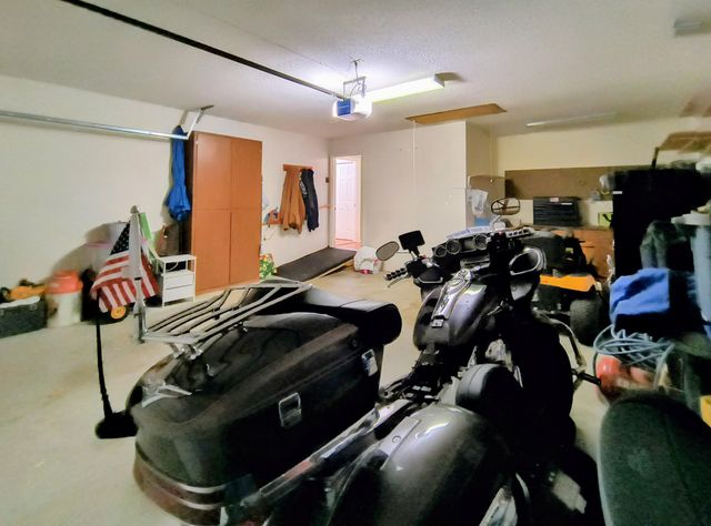 6015 Parsons Pond Drive, Ooltewah, TN 37363