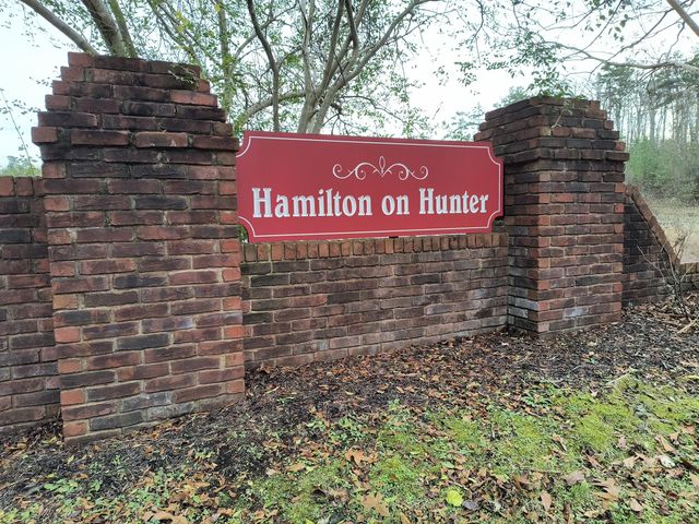 6015 Parsons Pond Drive, Ooltewah, TN 37363