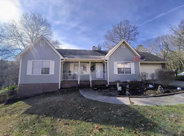 6015 Parsons Pond Drive, Ooltewah, TN 37363