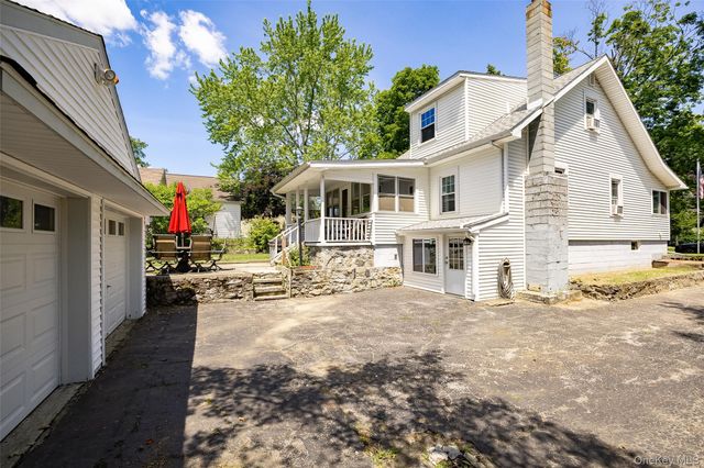 17 Townsend Boulevard, Poughkeepsie, NY 12603