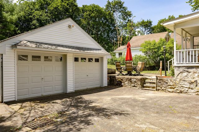 17 Townsend Boulevard, Poughkeepsie, NY 12603