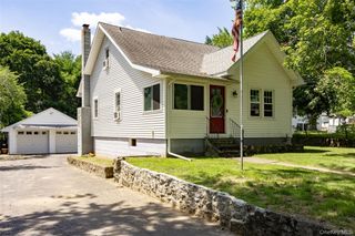 17 Townsend Boulevard, Poughkeepsie, NY 12603