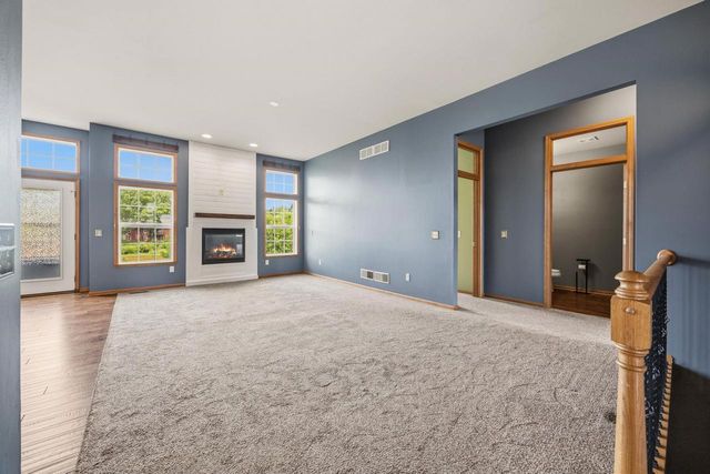 11339 N Crestwood Drive, Edgerton, WI 53534