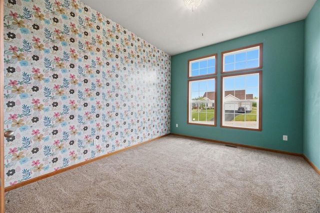 11339 N Crestwood Drive, Edgerton, WI 53534