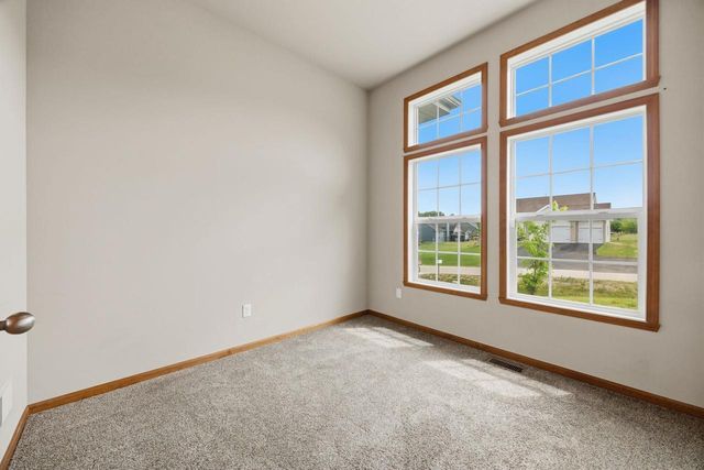 11339 N Crestwood Drive, Edgerton, WI 53534