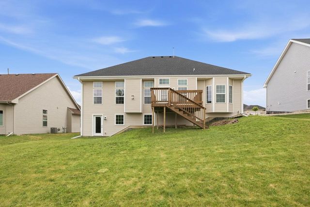 11339 N Crestwood Drive, Edgerton, WI 53534