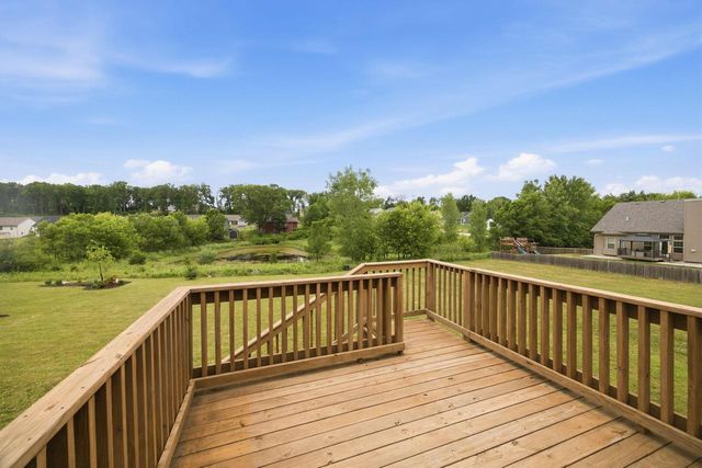 11339 N Crestwood Drive, Edgerton, WI 53534