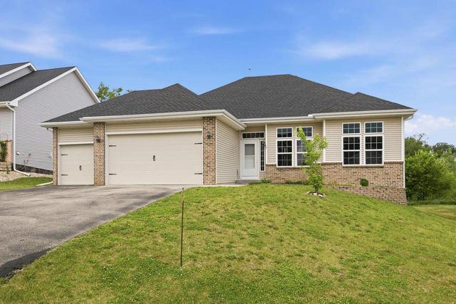 11339 N Crestwood Drive, Edgerton, WI 53534