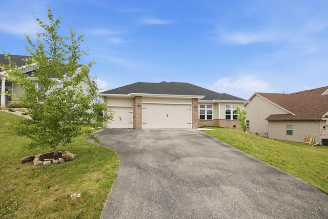 11339 N Crestwood Drive, Edgerton, WI 53534