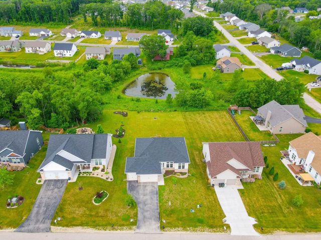 11339 N Crestwood Drive, Edgerton, WI 53534