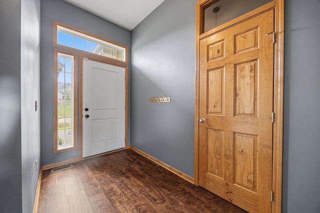 11339 N Crestwood Drive, Edgerton, WI 53534