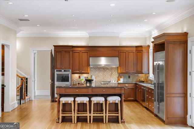 745 Brookwoods Trace, Sandy Springs, GA 30342