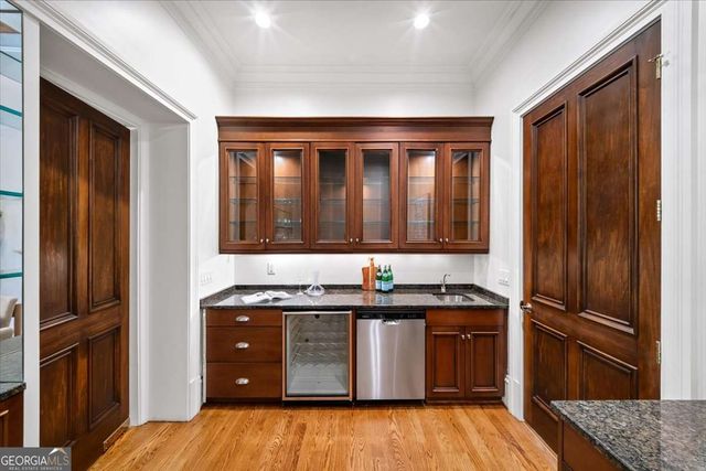 745 Brookwoods Trace, Sandy Springs, GA 30342