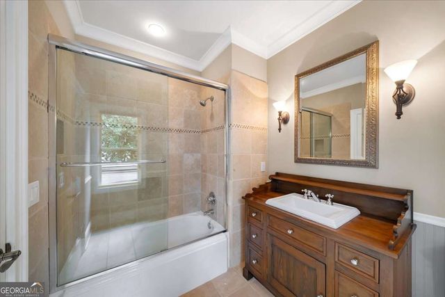 745 Brookwoods Trace, Sandy Springs, GA 30342