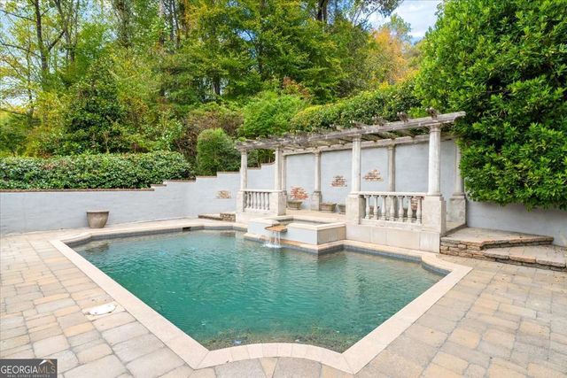 745 Brookwoods Trace, Sandy Springs, GA 30342