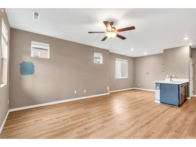 7147 Ne 154TH Ave, Vancouver, WA 98682