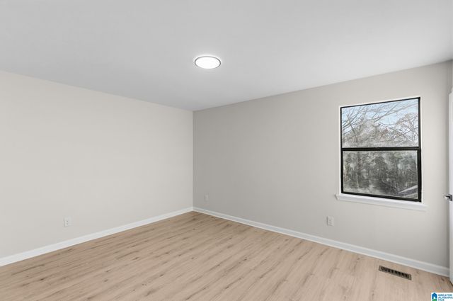 125 MOUNTAIN PARKWAY, Maylene, AL 35114