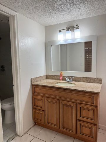 20015 NE 3RD Court 5, Miami, FL 33179