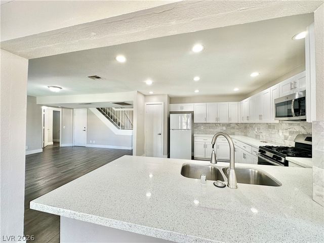 4067 Arrowood Drive, Las Vegas, NV 89147