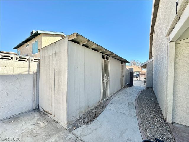 4067 Arrowood Drive, Las Vegas, NV 89147